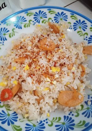 Foto resep Nasi Goreng Sosis Bawang Putih