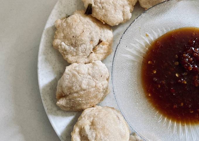 Langkah Mudah untuk Membuat Cireng bumbu rujak yang Enak Banget