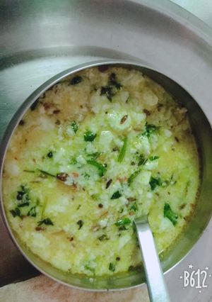 दही तडका रेसिपी मुख्य फोटो