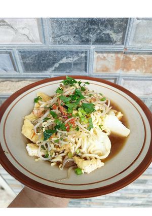 Foto resep Lontong Mie Suroboyo