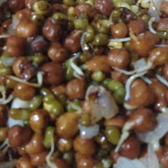 A picture of Chanachaat.