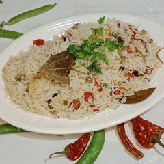 A picture of Arabic fried rice 🌾.