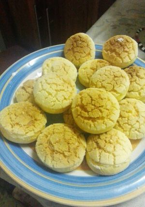 A picture of Choux au craquelin.