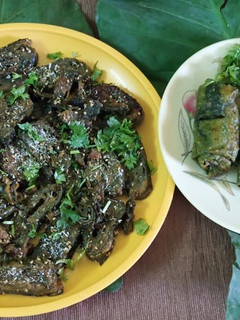 પાત્રા (Patra Recipe in Gujarati) રેસીપી મુખ્ય ફોટો