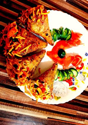 A picture of Roti cheese cone samosa😋😋.