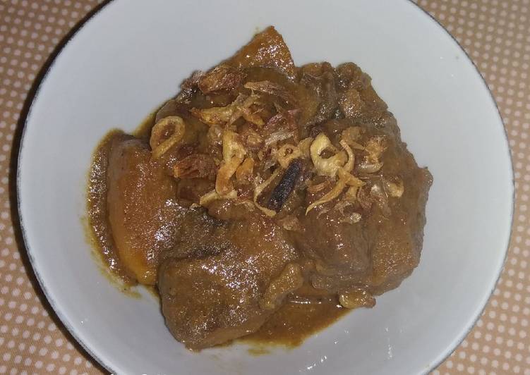 Bagaimana Menyiapkan Semur Daging &amp; Kentang yang Bikin Ngiler