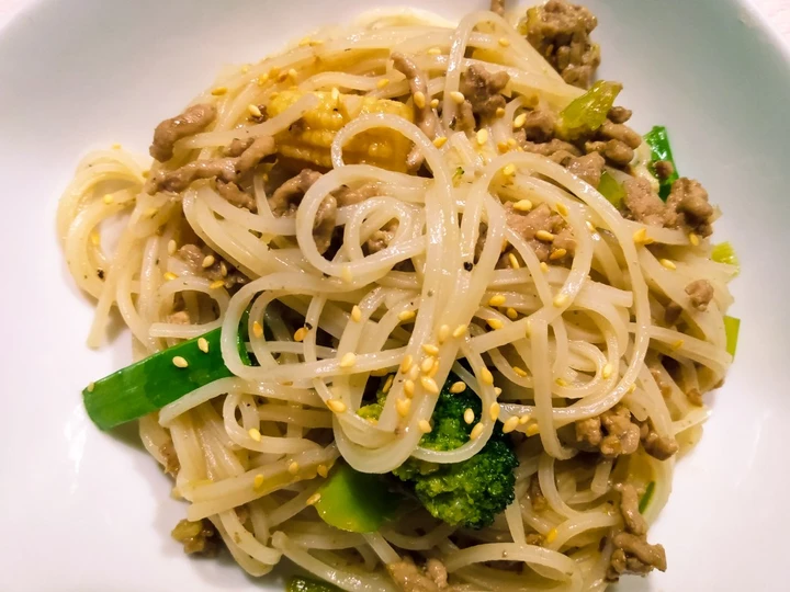 Recipe Pork noodles in 3-2-1 sauce the So Delicious So Delicious