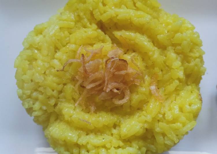 Resep Nasi kuning maknyuss Anti Gagal