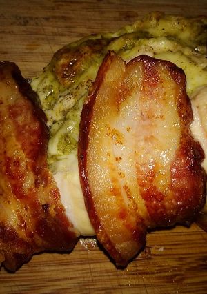 Une photo de Filets de poulet au pesto