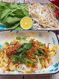 Quang-Style Noodles with Fresh Squid
