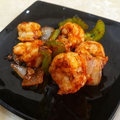 A picture of Garlic Chilli Prawns.
