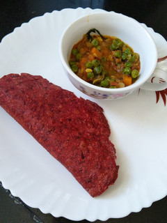 A picture of Beetroot parathas.