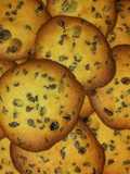 Biscotti con uvette e gocce di cioccolato