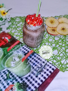 صورة لوصفة ميلك شيك الشوكولاته بالموز 🍫🍹🍌