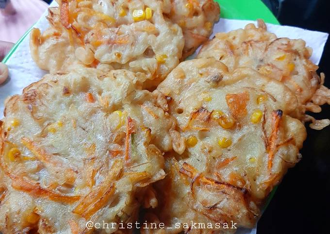 Cara membuat Bakwan Sayur Empuk Pelengkap Nasi Uduk Cara membuat Bakwan Sayur Empuk Pelengkap Nasi Uduk