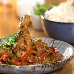 A picture of Chicken Jalfrezi.