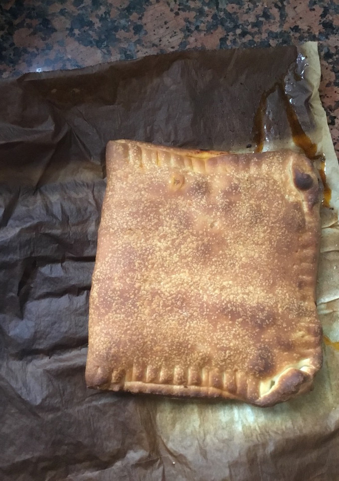 Una foto de Empanada de tomate, calabacín y queso (MINI)