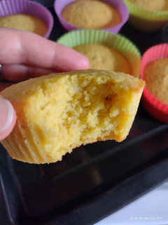 Una foto de Muffins de Mandarina 🍊 Sin harina de trigo