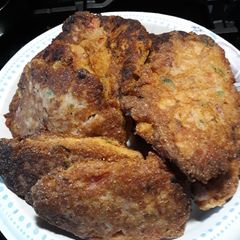 A picture of Cornbread with Ham, Onions and Tomatoes.