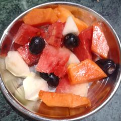 A picture of Fruits salad.