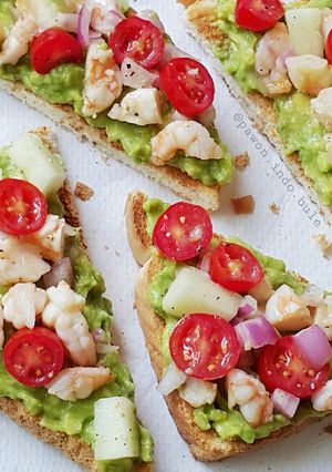 A picture of Avocado Toast.