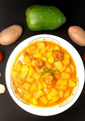 ডালের বড়ি দিয়ে পেঁপের তরকারি রেসিপির প্রধান ছবি