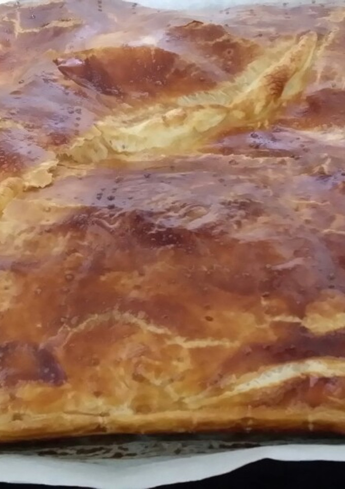 Una foto de Empanada de jamón y queso