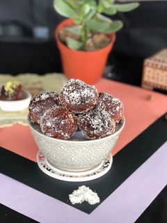 કાલા જામુન (Kala Jamun Recipe In Gujarati) રેસીપી મુખ્ય ફોટો