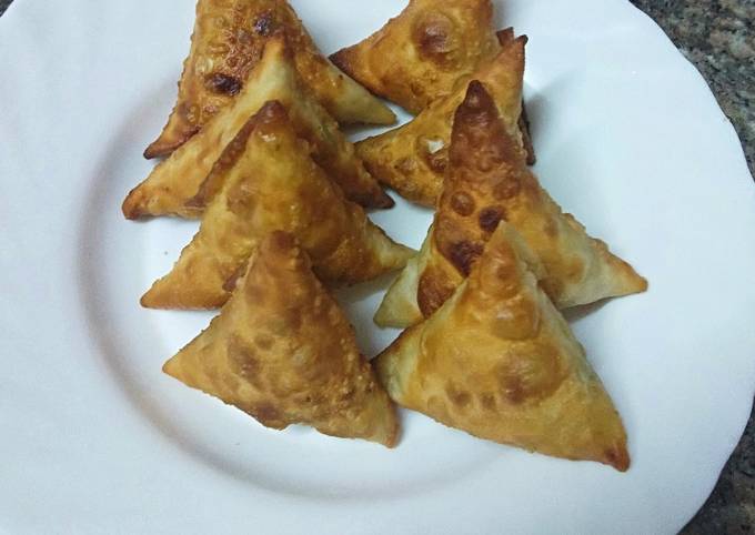 Vegetarian samosa