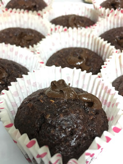Una foto de Brownie de plátano y avena