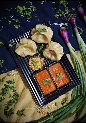 મિક્સ વેજ પનીર મોમોઝ (Mix Veg Paneer Momos Recipe In Gujarati) રેસીપી મુખ્ય ફોટો