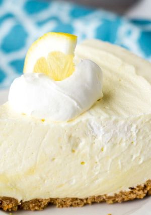 A picture of No bake lemon cheesecake.