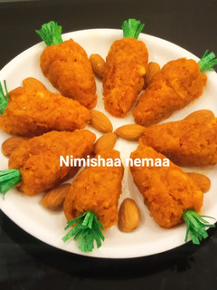 केसरइलायची स्वीट कैरेट (kesar elaichi sweet carrot recipe in Hindi) रेसिपी मुख्य फोटो