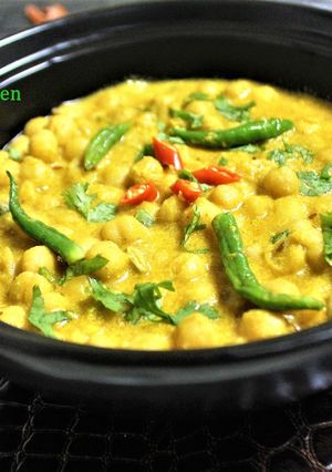 A picture of Chana Madra.