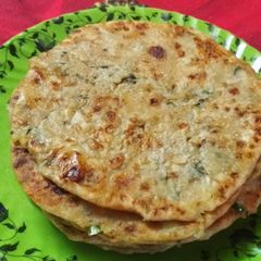Aloo paratha A picture of Aloo paratha.