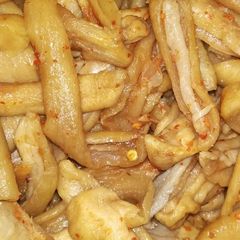 A picture of Aam ka hing bala achar.