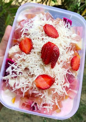 Foto resep Cara Membuat Salad Buah Enak & Segar