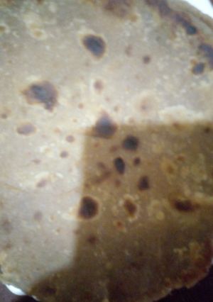 A picture of How to fry soft chapatis.