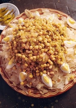 صورة لوصفة تريد مسقي بمرق الدجاج و الحمص 😋😋