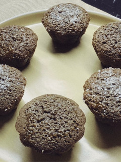 Una foto de Tortitas de miel | Sin gluten, sin azúcar añadida, sin leche