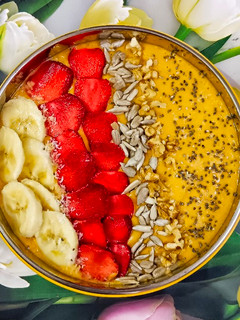 A picture of Mango Banana Smoothie Bowl.