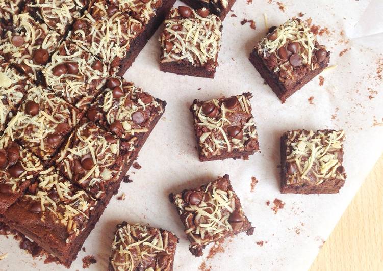 Ultimate Triple Chocolate Cheese Brownies