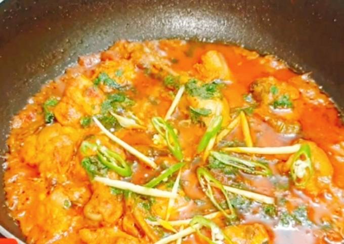Red chicken curry/gravy Recipe