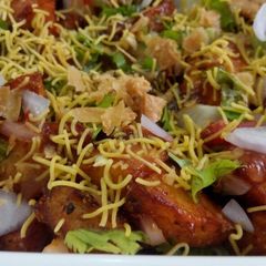 A picture of Crispy Allu Ki Chaat.