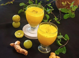 A picture of Immunity booster Amla Turmeric Juice.