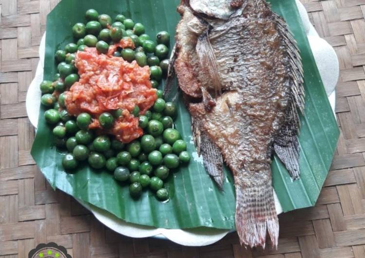Ikan Goreng Sambal Leunca