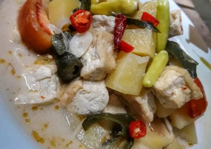 Resep Lodeh Kentang Tahu vs Jangan Lombok Bumbu Iris Anti Gagal