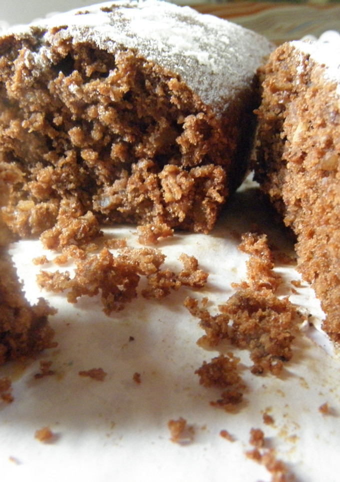 Una foto de Budín chocolatoso de maicena y nueces (apto celíacos)