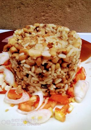 A picture of Onion Flavoured Rice and Beans.