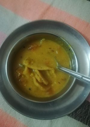 A picture of Dal dhokli.
